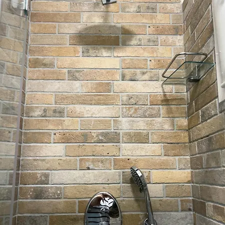 Hope Skyview בארי